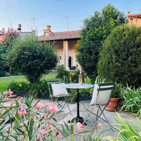 Bed & Breakfast Maison Jardin Ostiano